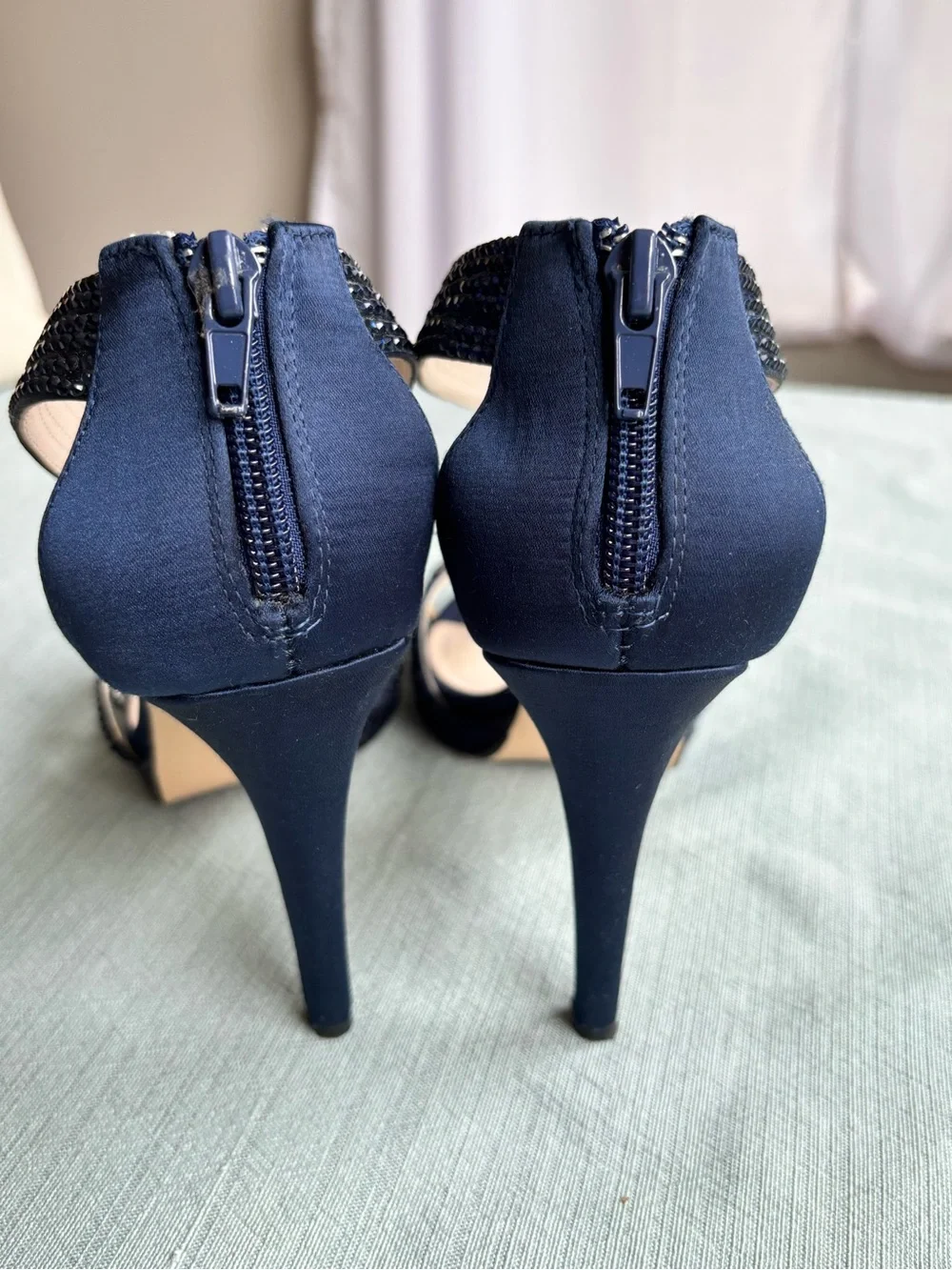 Caparros Navy Crystal T-Strap Evening Heels 8 Prom Wedding Guest